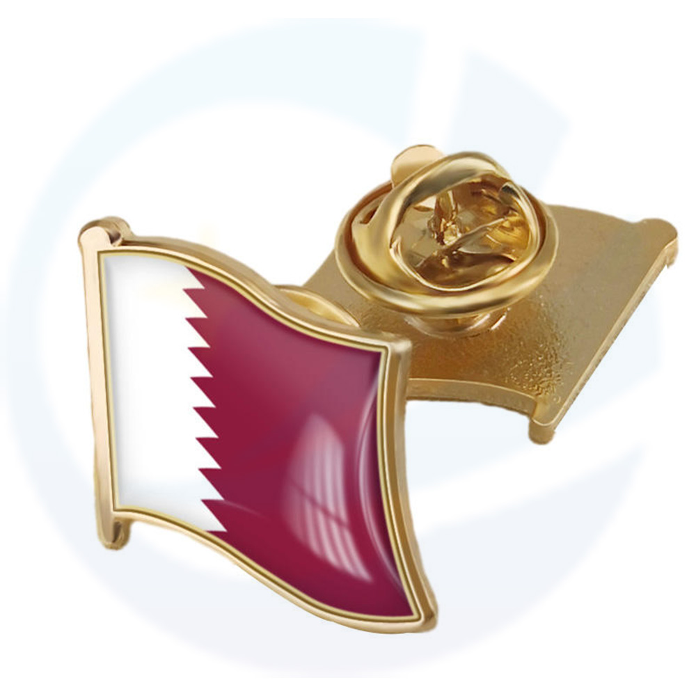 Pengeluar aloi logam adat aloi lembut enamel pukal qatar qatar hari kebangsaan bendera lapel pin lencana pembuka manset